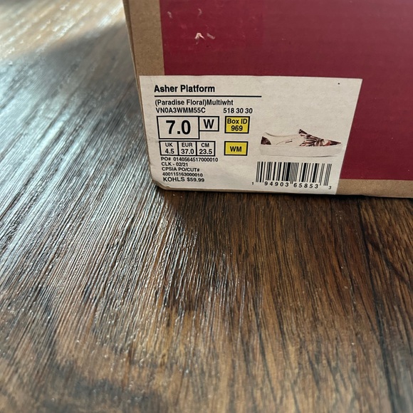 Vans Women’s Slip-On Sneakers - Asher Platform - Picture 4 of 4